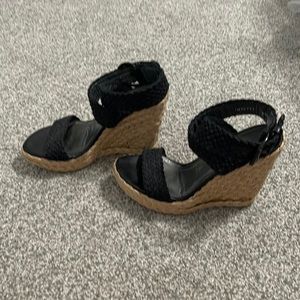 Stuart Weitzman Alex Espadrille Wedge with Black Upper Size 6.5M